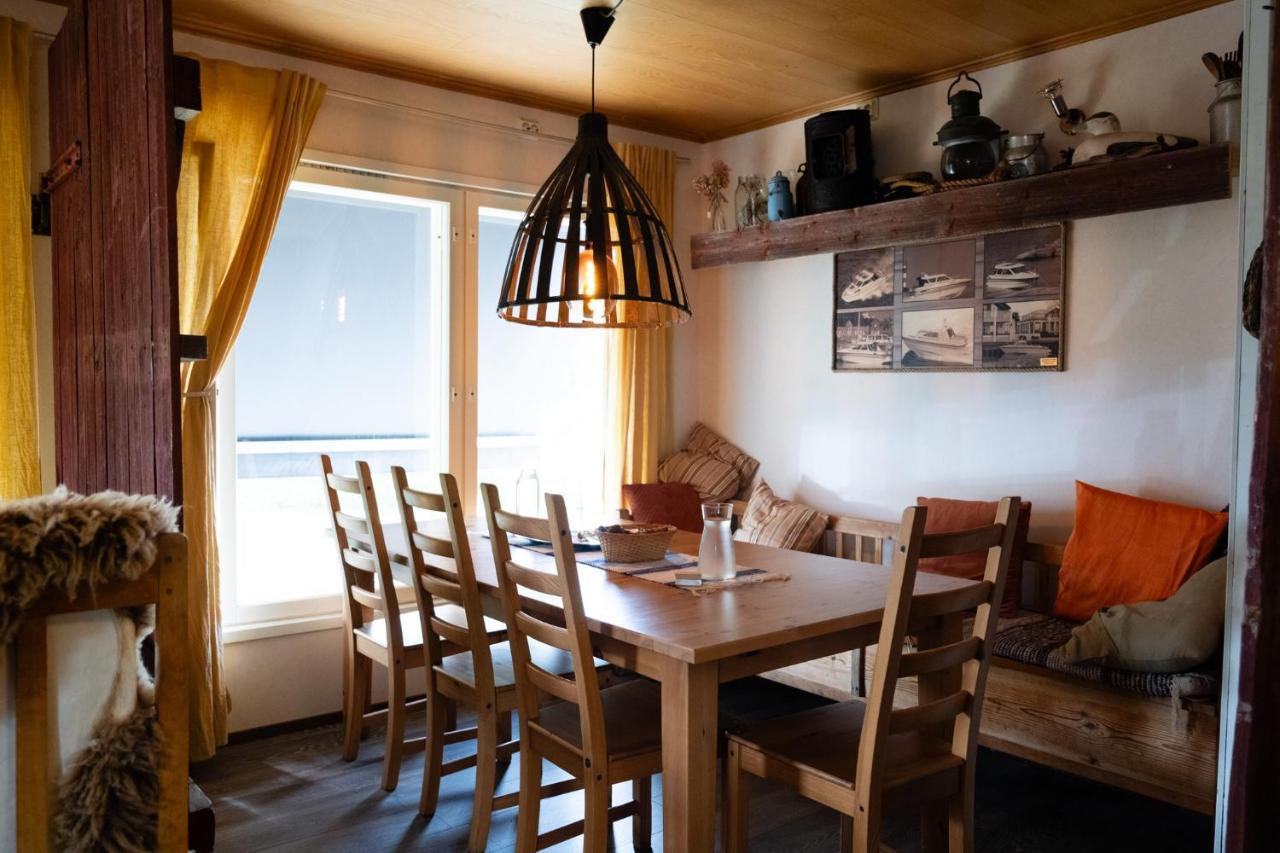 Bed & Breakfast Restaurang Sybarit Houtskar Extérieur photo